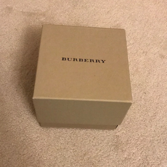 Burberry Watch Box - Picture 4 of 4
